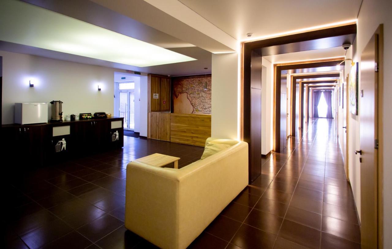Hotel One Умань Экстерьер фото